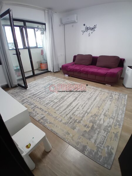 Metrou Aparatorii Patriei oferta noua, 2 camere decomandat, disponibil imediat