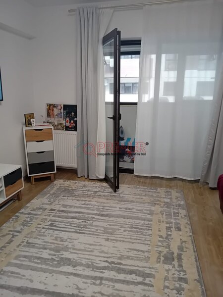 Metrou Aparatorii Patriei oferta noua, 2 camere decomandat, disponibil imediat