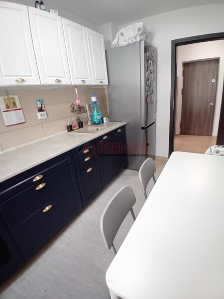 Metrou Aparatorii Patriei oferta noua, 2 camere decomandat, disponibil imediat