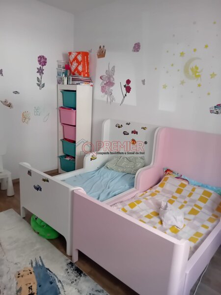 Metrou Aparatorii Patriei oferta noua, 2 camere decomandat, disponibil imediat